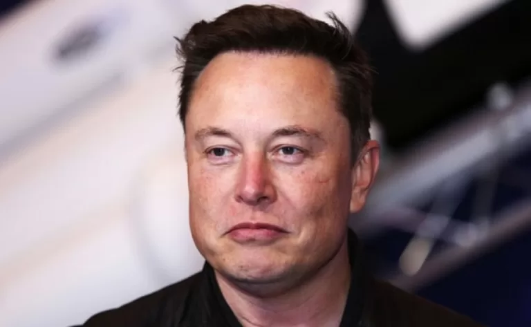 Musk First Person Ever to Lose $200 Billion!