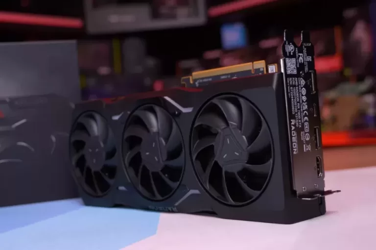 AMD Radeon RX 7900 XTX overheating issue could be caused by a faulty vapor chamber