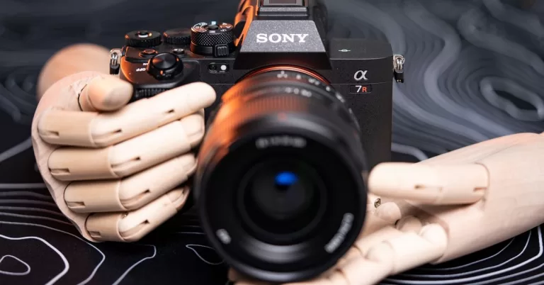 Sony’s A7R V camera is a technical triumph, so why is using it such a pain?