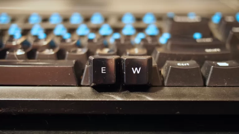 How to Deep Clean Your Keyboard