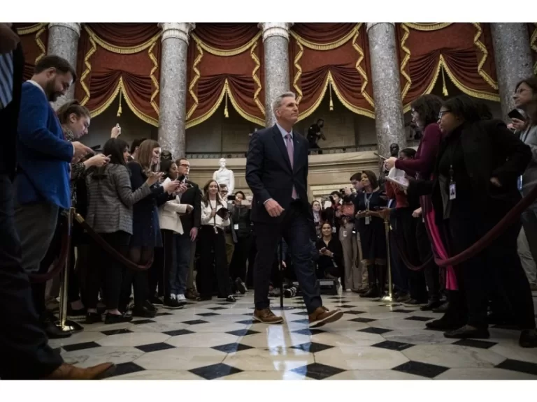 McCarthy Starts Out With Agenda Already Hemmed In by Dissidents