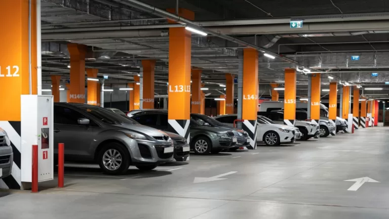 This New Apple Maps Feature Makes Finding A Parking Space Just A Little Easier