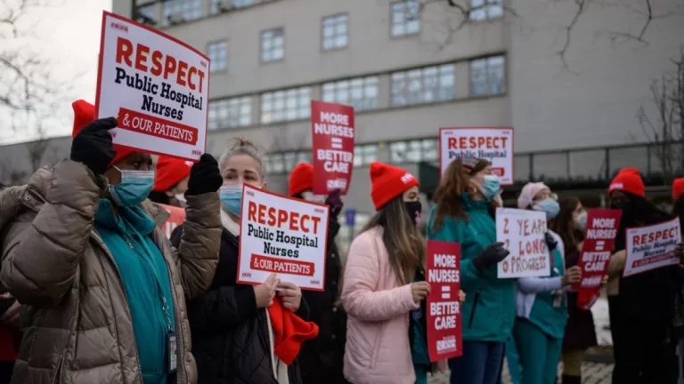 Thousands of NY nurses go on strike…