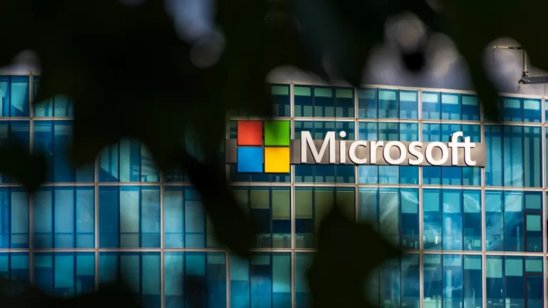 Microsoft’s VALL-E AI can mimic any voice from a short audio sample